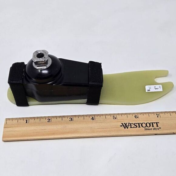 OSSUR RIGHT K2 SENSATION PROSTHETIC FOOT SIZE 24 CAT 2 - Picture 1 of 8